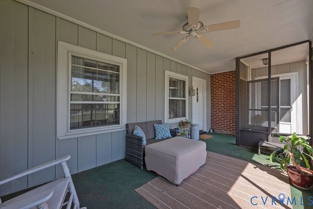 8058 Signal Hill Rd, Mechanicsville, VA 23111