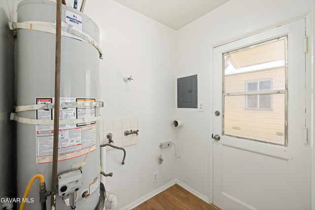 45110 Elm Avenue, Lancaster, CA 93534