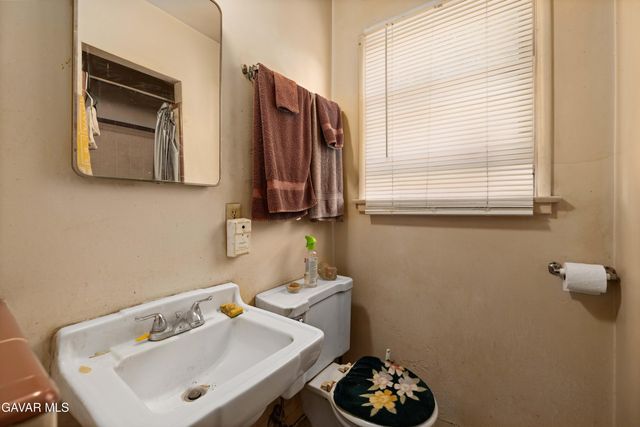 45110 Elm Avenue, Lancaster, CA 93534