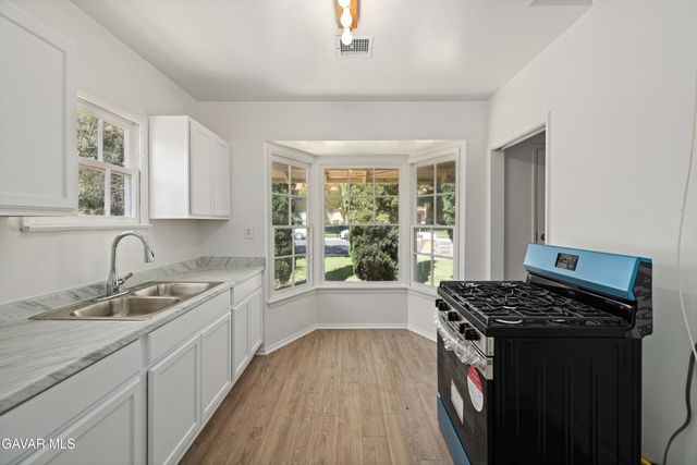 45110 Elm Avenue, Lancaster, CA 93534