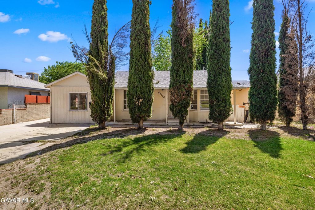 45110 Elm Avenue, Lancaster, CA 93534