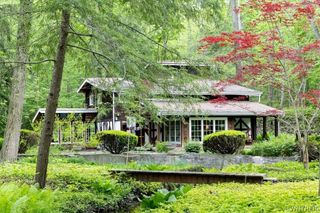 80 Hilltop Dr, Elma, NY 14059