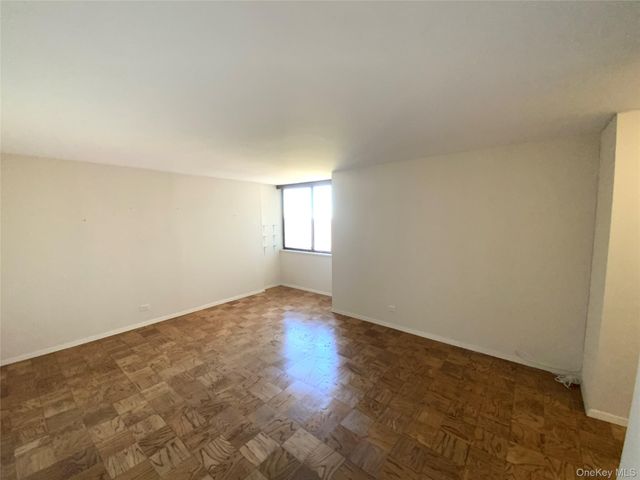 27010 Grand Central Parkway 16S, Floral Park, NY 11005