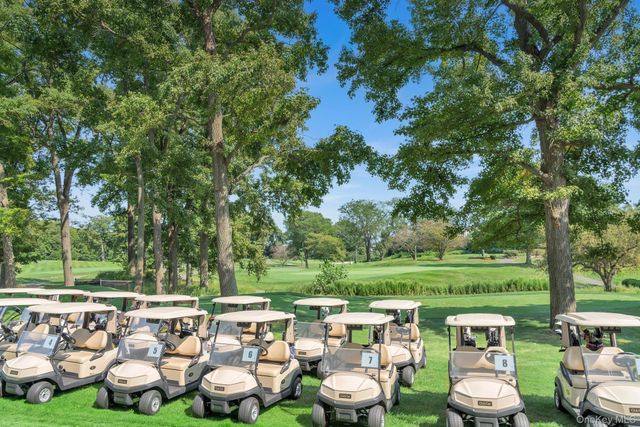 27010 Grand Central Parkway 16S, Floral Park, NY 11005