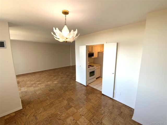 27010 Grand Central Parkway 16S, Floral Park, NY 11005