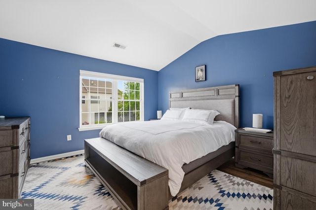 13511 LAVENDER MIST LN, Centreville, VA 20120