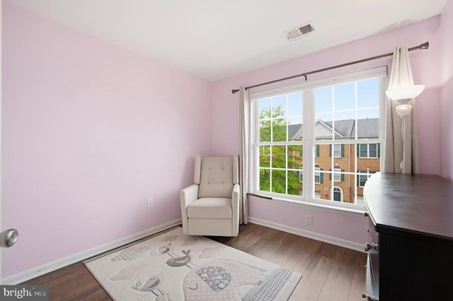 13511 LAVENDER MIST LN, Centreville, VA 20120