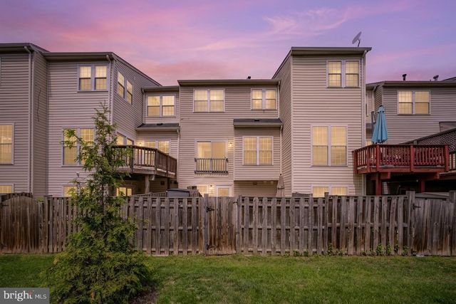 13511 LAVENDER MIST LN, Centreville, VA 20120