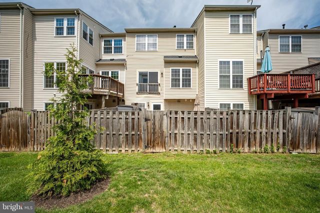 13511 LAVENDER MIST LN, Centreville, VA 20120