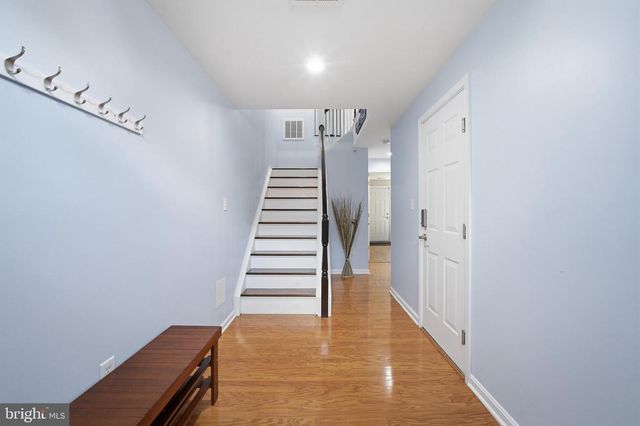 13511 LAVENDER MIST LN, Centreville, VA 20120