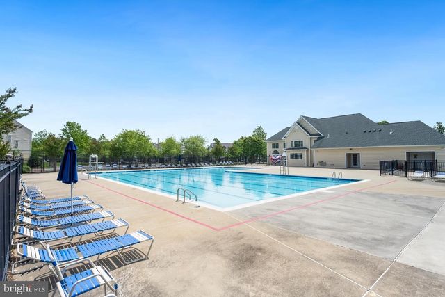 13511 LAVENDER MIST LN, Centreville, VA 20120