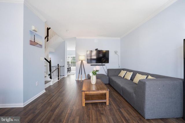 13511 LAVENDER MIST LN, Centreville, VA 20120