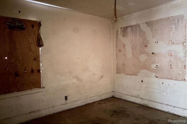 18652 Goulburn Street, Detroit, MI 48205