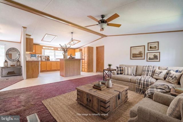 328 CHESTNUT ST, Bainbridge, PA 17502