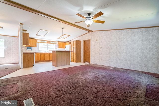 328 CHESTNUT ST, Bainbridge, PA 17502