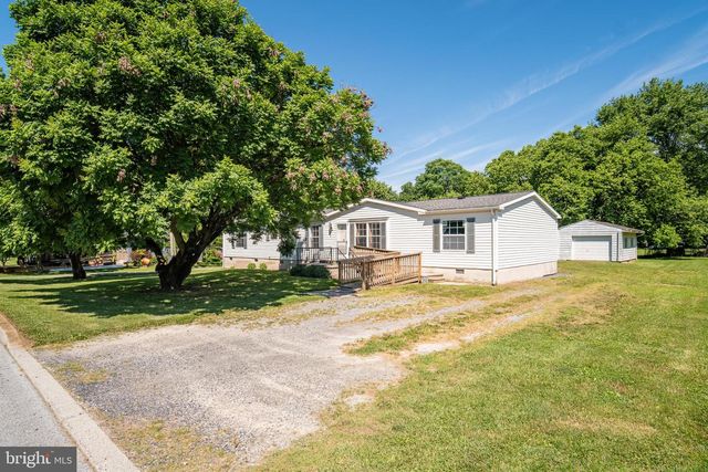 328 CHESTNUT ST, Bainbridge, PA 17502