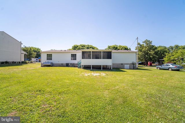 328 CHESTNUT ST, Bainbridge, PA 17502