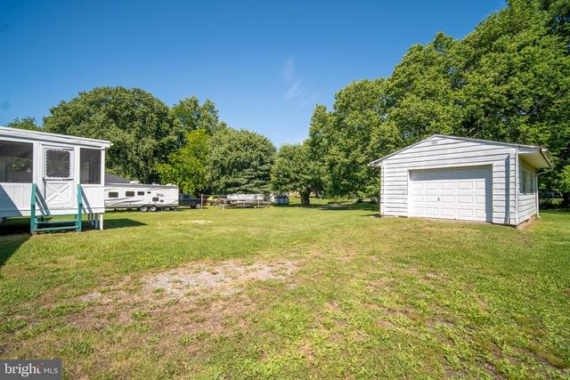 328 CHESTNUT ST, Bainbridge, PA 17502