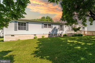 328 CHESTNUT ST, Bainbridge, PA 17502