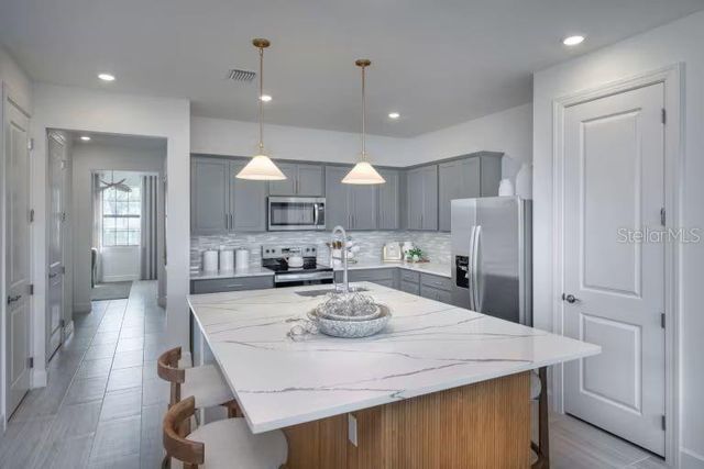 6852 BRAHMAN GRAZE COURT, Wesley Chapel, FL 33545