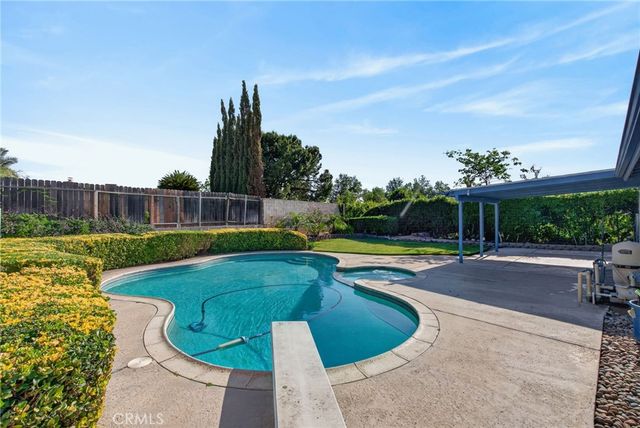 22155 De Berry Street, Grand Terrace, CA 92324