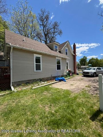 124 School Street, Williamston, MI 48895