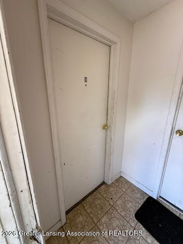 124 School Street, Williamston, MI 48895