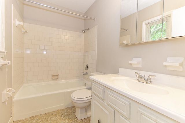 212 Farmhill Drive, Summerville, SC 29483