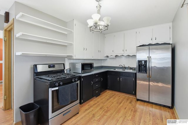 1328 Washington Street, Omaha, NE 68107