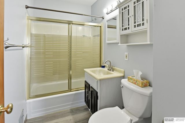 1328 Washington Street, Omaha, NE 68107