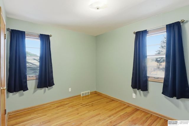 1328 Washington Street, Omaha, NE 68107