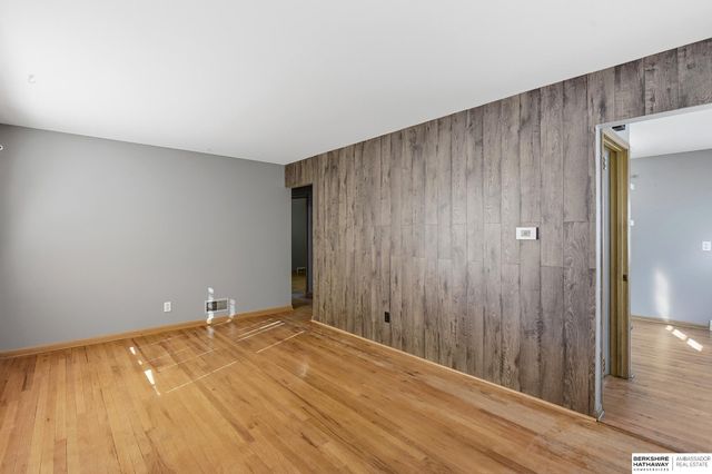 1328 Washington Street, Omaha, NE 68107