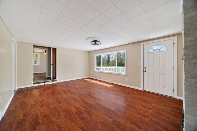 10152 PEACH Street, Girard, PA 16417