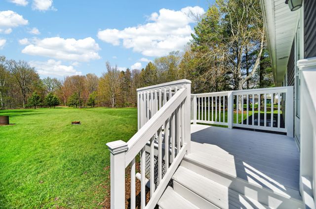 10152 PEACH Street, Girard, PA 16417