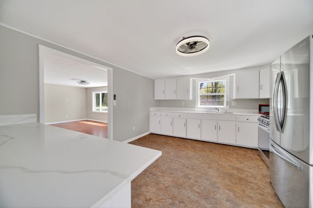 10152 PEACH Street, Girard, PA 16417