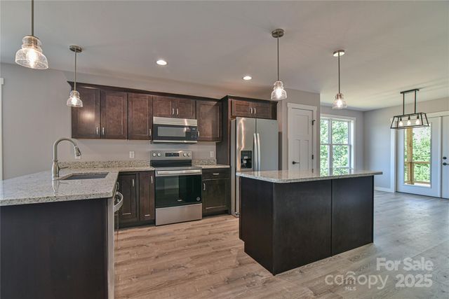 46 Honeycomb Drive, Old Fort, NC 28762