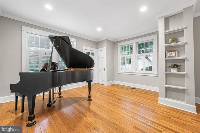 4651 Q ST NW, Washington, DC 20007