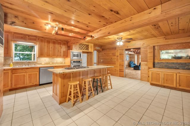 207 Gary Drive, Vinita, OK 74301