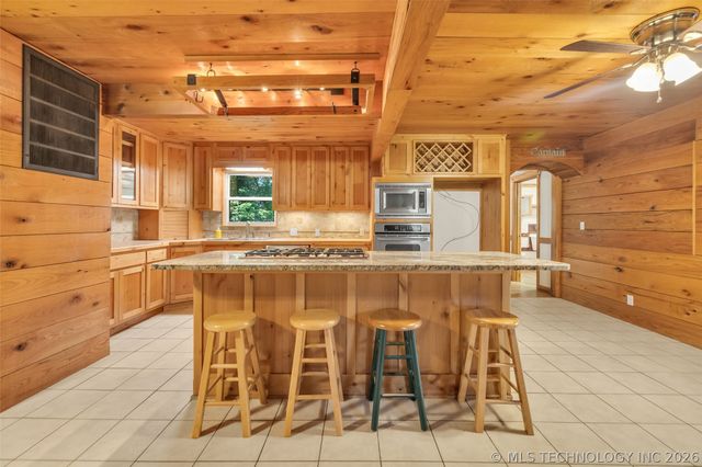 207 Gary Drive, Vinita, OK 74301