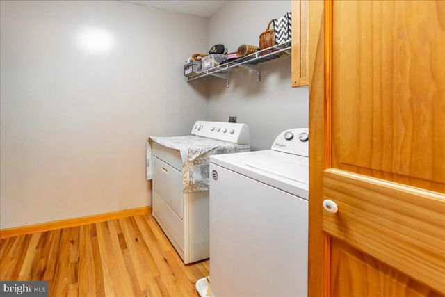 906 CAUTHORN MILL DR, Middletown, VA 22645
