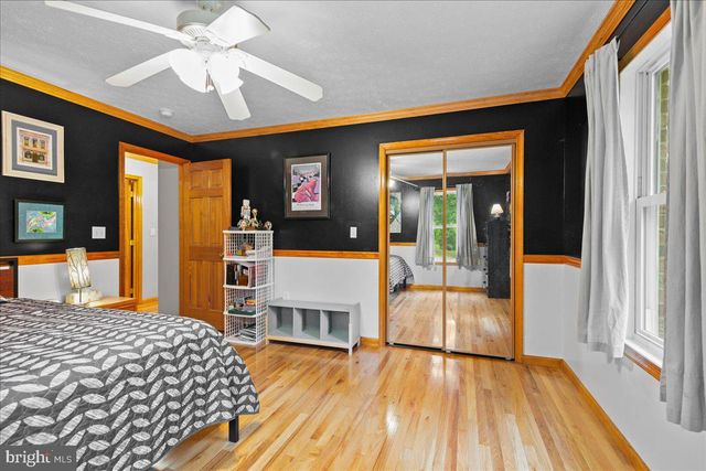 906 CAUTHORN MILL DR, Middletown, VA 22645