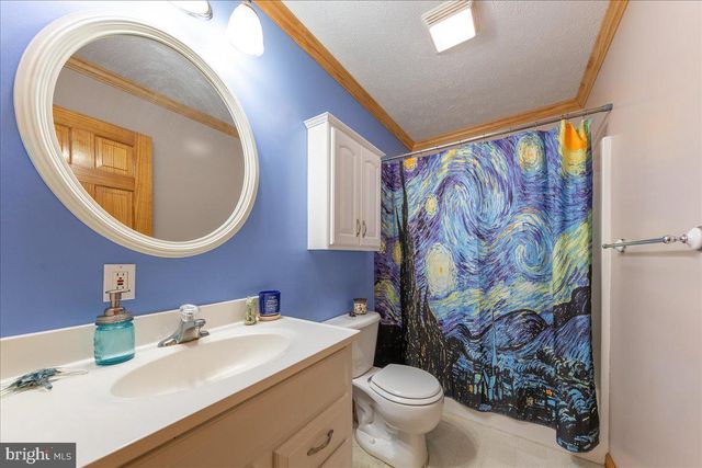 906 CAUTHORN MILL DR, Middletown, VA 22645