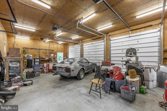 906 CAUTHORN MILL DR, Middletown, VA 22645