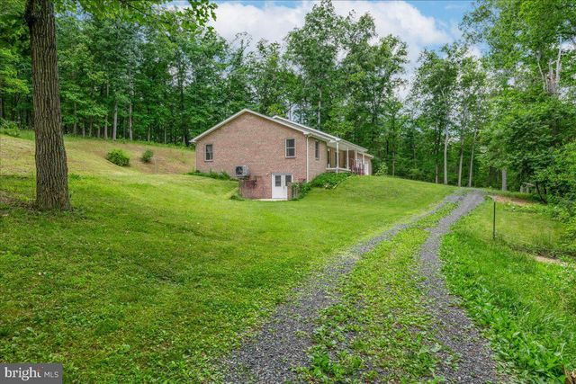 906 CAUTHORN MILL DR, Middletown, VA 22645