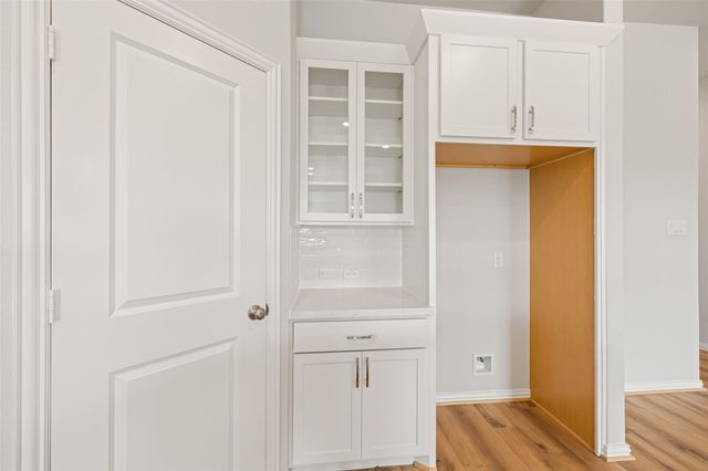 1526 Waterway Reach Drive, Dayton, TX 77535