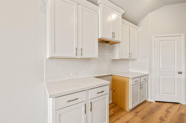 1526 Waterway Reach Drive, Dayton, TX 77535