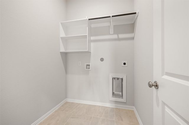 1526 Waterway Reach Drive, Dayton, TX 77535