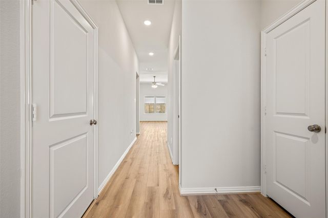 1526 Waterway Reach Drive, Dayton, TX 77535