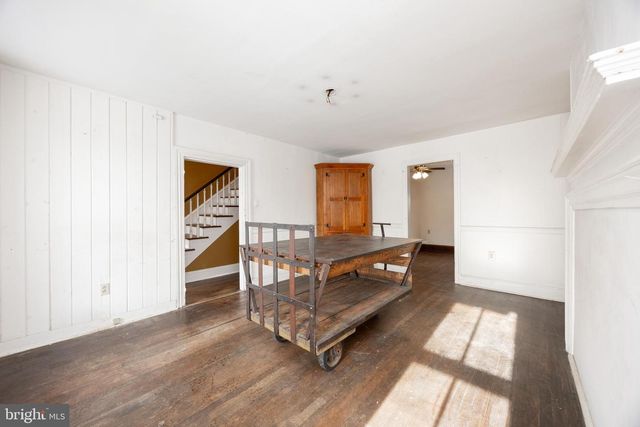 1504 CALN MEETINGHOUSE RD, Downingtown, PA 19335