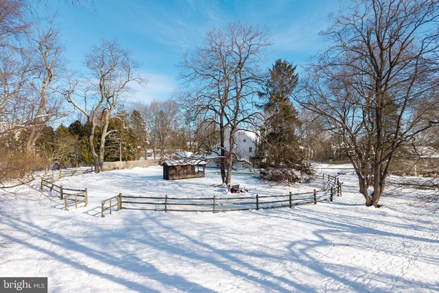 1504 CALN MEETINGHOUSE RD, Downingtown, PA 19335